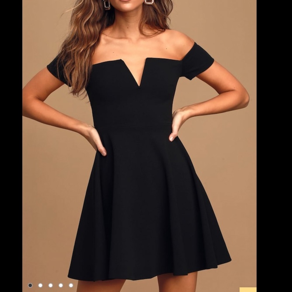 NWT LULUS PLAY THE PARTY BLACK OFF-THE-SHOULDER SKATER DRESS SIZE SMALL